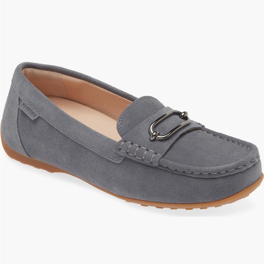 FRANKIE4
Foxx Loafer (Women)
Gray Suede Loafers